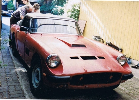 Name:  The second car. Originally built by Clive Sandman. After many years it is now showingits age and.JPG
Views: 2182
Size:  135.3 KB