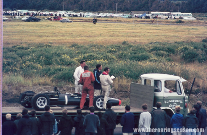 Name:  1968 winner Bruce McLaren.jpg
Views: 2201
Size:  134.6 KB