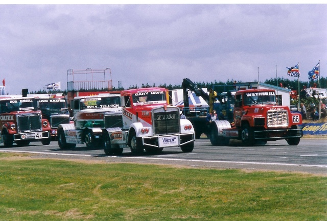 Name:  3 NZ Truck Racing Championship - rolling start.jpg
Views: 2075
Size:  127.7 KB