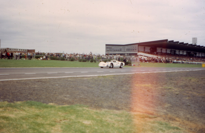 Name:  Alan Hamilton Porsche 904 Spyder Sandown Feb 67.jpg
Views: 2771
Size:  136.9 KB