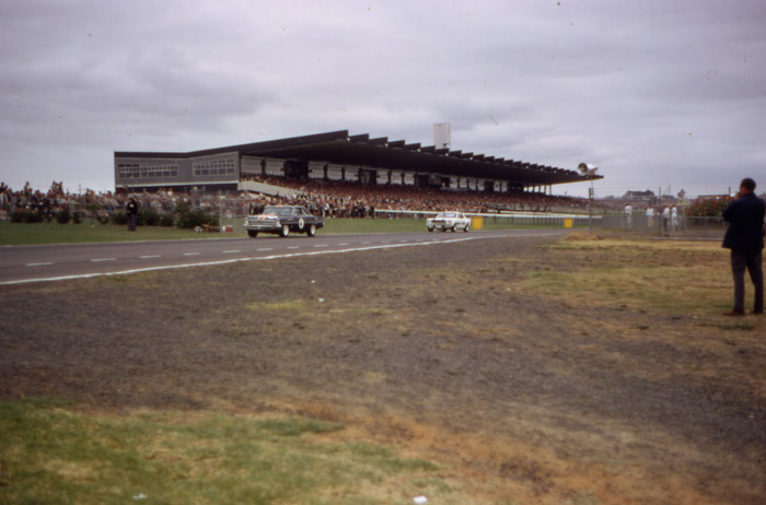 Name:  Beechey Geoghegan Sandown Feb 67.jpg
Views: 2631
Size:  71.3 KB