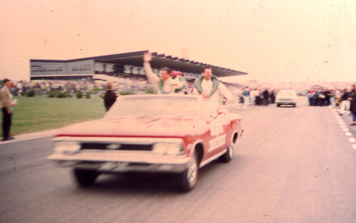Name:  Chevrolet Dhevelle Sandown Feb 67.jpg
Views: 2643
Size:  59.7 KB
