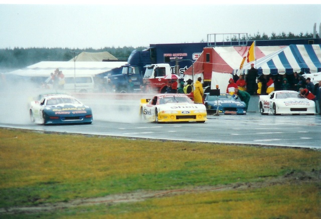 Name:  Camaro(Ferguson) Mustang(Scott).jpg
Views: 2222
Size:  104.0 KB