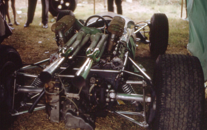 Name:  Denny Hulme Brabham Repco Sandown Feb 67.jpg
Views: 2431
Size:  94.4 KB