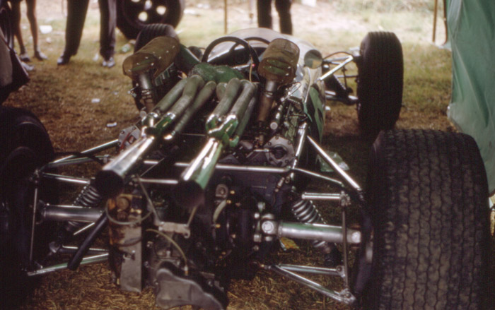 Name:  Denny Hulme Brabham Repco Sandown Feb 67.jpg
Views: 2671
Size:  94.4 KB