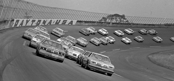Name:  1979 Daytona 500 2.jpg
Views: 1690
Size:  64.9 KB