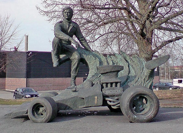 Name:  800px-Ronnie-peterson-statue.jpg
Views: 2779
Size:  158.2 KB