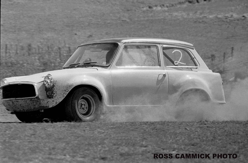 Name:  jONES Farina Ford Puke Grasstrack 1974.JPG
Views: 1793
Size:  102.9 KB