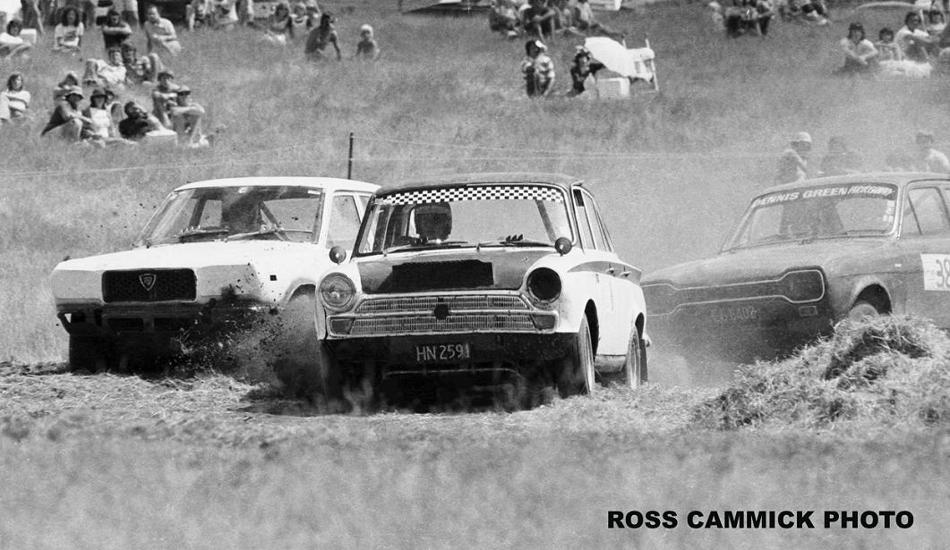 Name:  Pete Bourne Grasstrack 1978.JPG
Views: 1793
Size:  123.1 KB