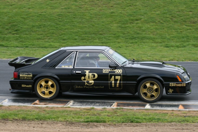Name:  Mike Dias Mustang.jpg
Views: 1248
Size:  121.9 KB