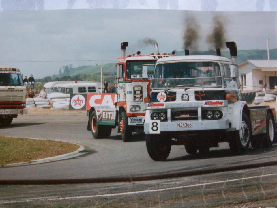 Name:  Detroit 6v53 KM Bedford.jpg
Views: 3245
Size:  83.2 KB