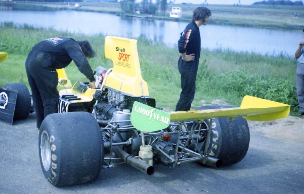 Name:  173_0708_208b Lola T330.jpg
Views: 1546
Size:  90.9 KB