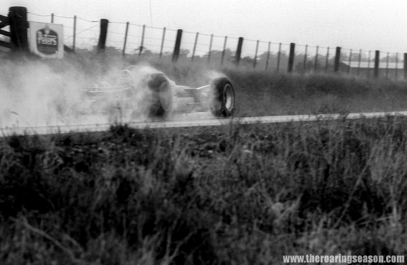 Name:  1968 TASMAN LONGFORD JIM CLARK LOTUS WET FLYING MILE.jpg
Views: 1939
Size:  87.2 KB