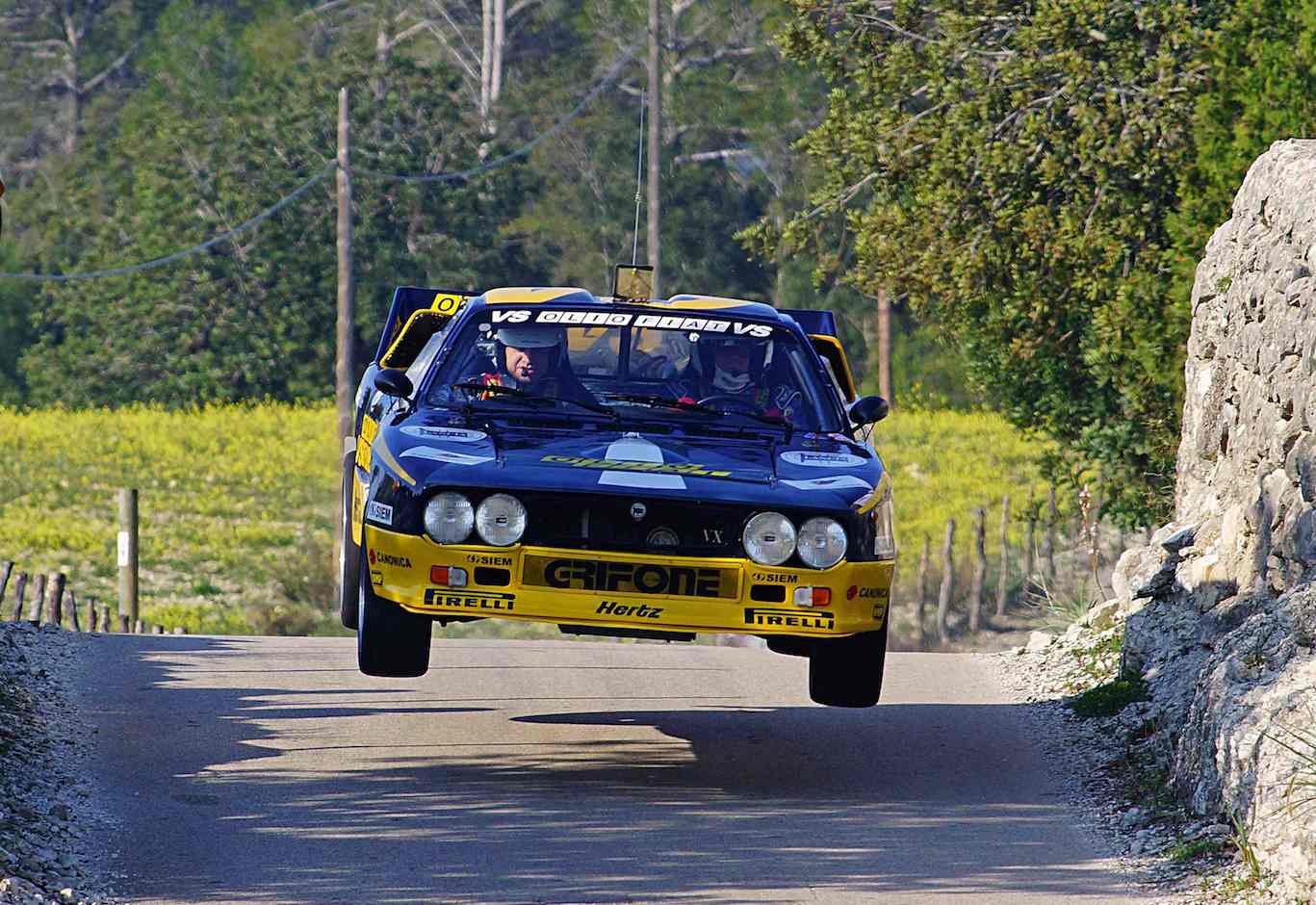 Name:  Lancia 037 Salto Campanet lowres copy.jpg
Views: 1632
Size:  151.4 KB