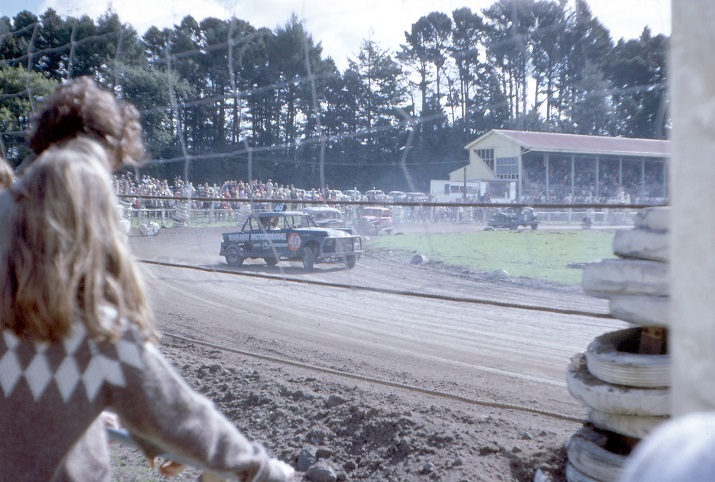 Name:  Stock Cars at Stratford 5.jpg
Views: 3418
Size:  142.8 KB