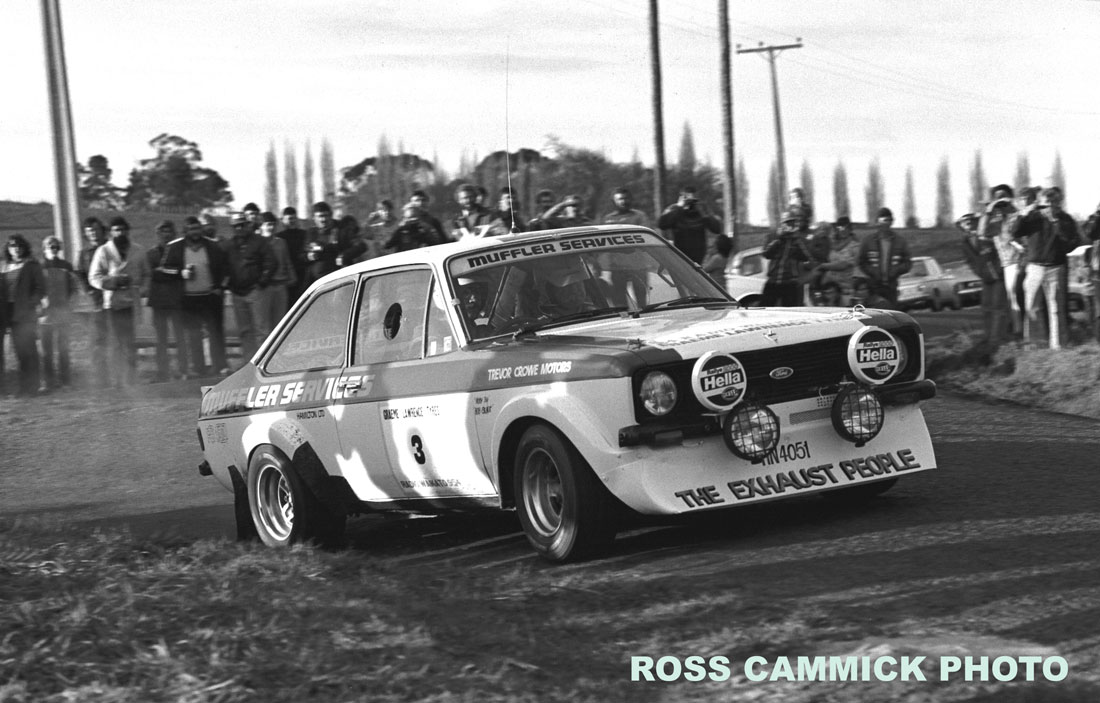 Name:  Crowe-Hamilton-Tarmac-81.jpg
Views: 2492
Size:  139.6 KB
