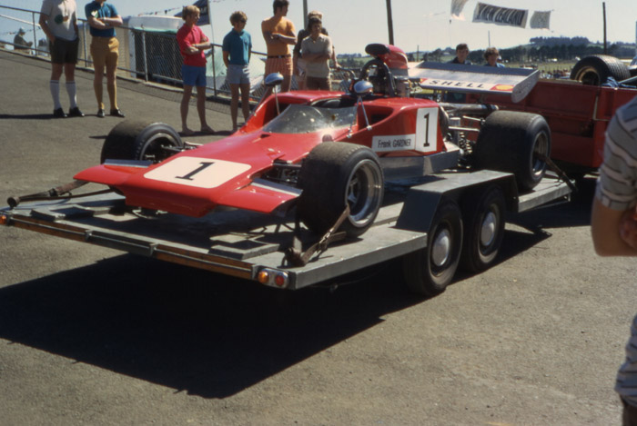 Name:  Frank Gardner Lola T300 Chev Pukekohe Jan 72.jpg
Views: 3372
Size:  94.5 KB