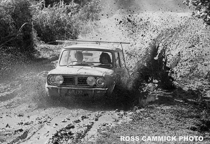 Name:  Crombie-Mini-Spring-Inv.jpg
Views: 1406
Size:  132.3 KB
