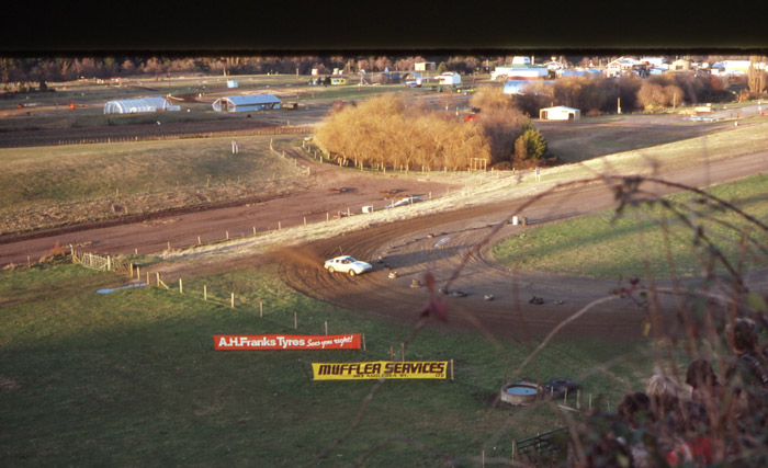 Name:  Motorcross Hamilton Jan 77 h.jpg
Views: 2636
Size:  96.4 KB