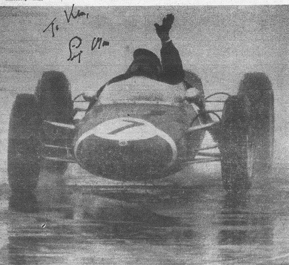Name:  Stirling Moss after winning 1962 NZGP.jpg
Views: 1091
Size:  167.4 KB