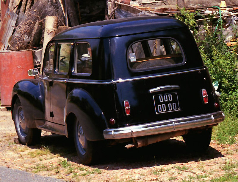 Name:  800px-Peugeot_203_Familiale.jpg
Views: 2841
Size:  143.1 KB