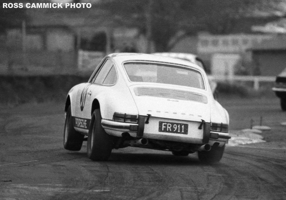 Name:  Rear-Warren-Porsche-GT100-1.jpg
Views: 1012
Size:  113.7 KB