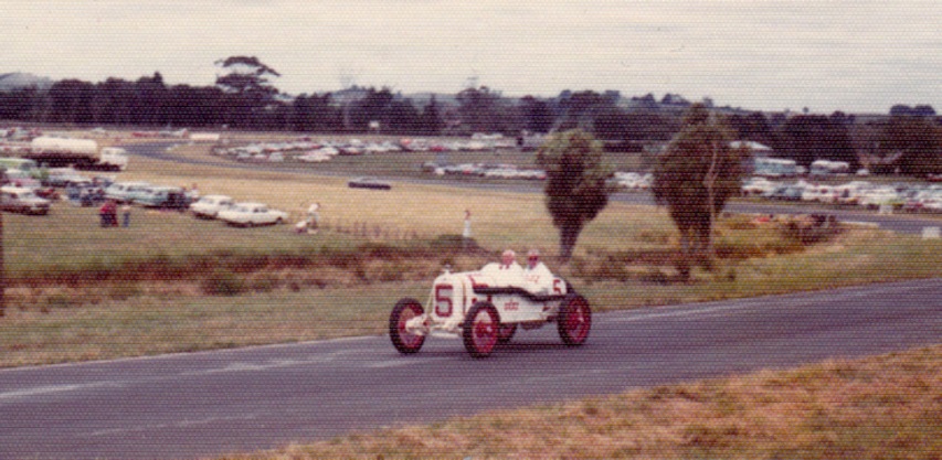 Name:  Stutz.at Pukekohe. 1976_NEW.jpg
Views: 1256
Size:  147.0 KB