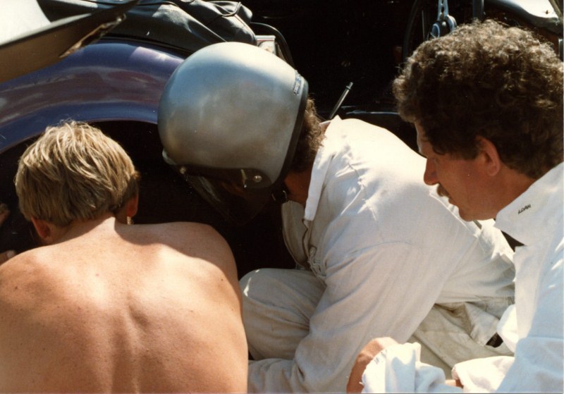 Name:  Wheel change Phil Frank  helmet and RogerAHCC Le mans Feb 83 img712 (2) (800x559).jpg
Views: 8506
Size:  109.4 KB