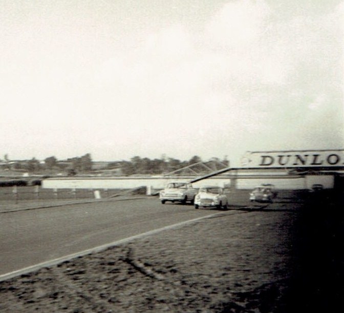 Name:  Mini's,Cortina Pukekohe 1967 #5, CCI04092015 (2) (672x611).jpg
Views: 1419
Size:  87.9 KB
