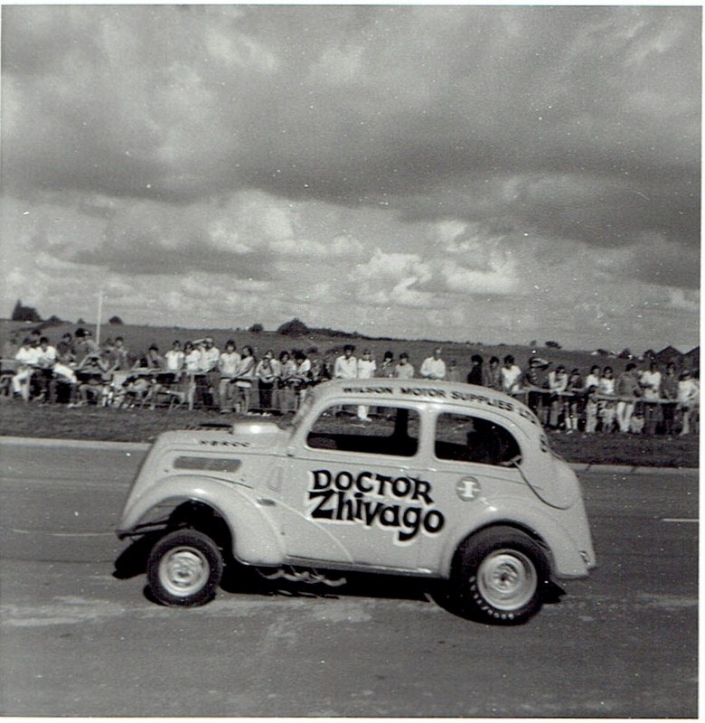 Name:  Drag Races Wiri April '71 Zhivago and Baloo #2,  CCI06092015_0001 (2) (780x800).jpg
Views: 1253
Size:  160.1 KB