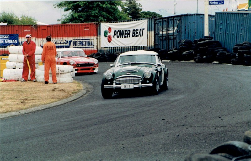 Name:  Telecom Motorfest 1994 Phil Mules Healey. #2. CCI06092015 (2) (800x513).jpg
Views: 951
Size:  137.8 KB