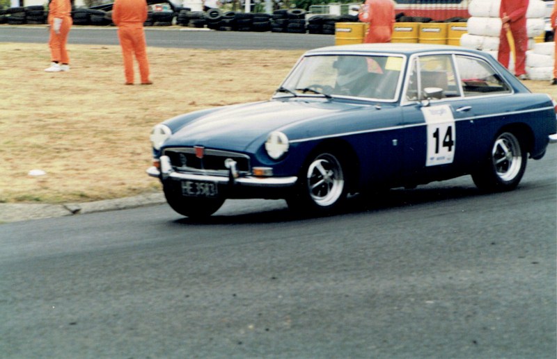 Name:  Telecom Motorfest MGB GT #2, CCI11092015 (2) (800x517).jpg
Views: 1671
Size:  113.8 KB