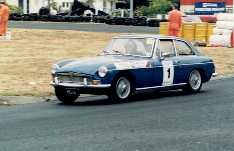 Name:  Telecom Motorfest 1994 ; MGB GT ;1966 Garth Bagnall. #2, CCI11092015 (2) (800x518).jpg
Views: 1837
Size:  118.7 KB