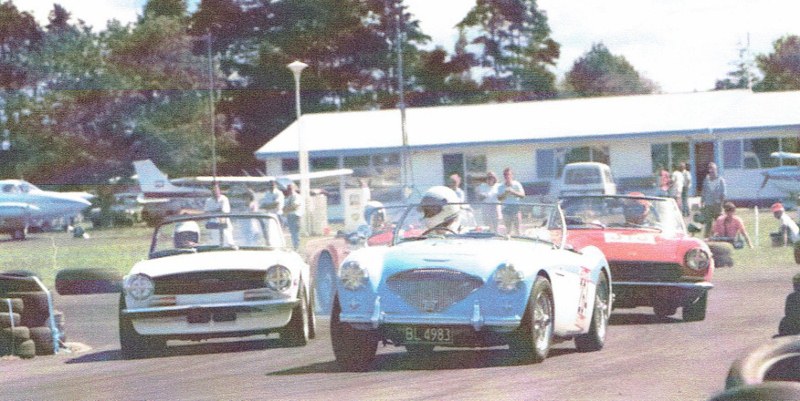 Name:  Ardmore Reunion 1989 Mark Donalson Healey, vs TR, Fiat DaimlerCCI14092015_0001 (800x401).jpg
Views: 1777
Size:  125.4 KB