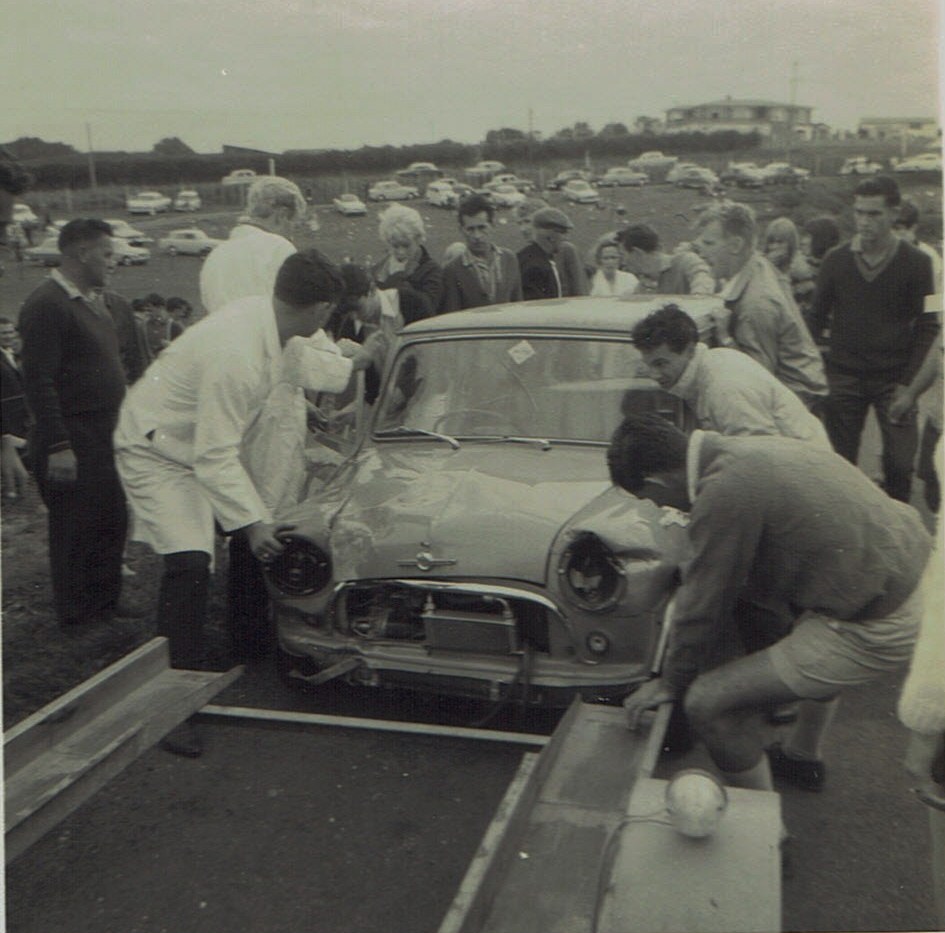 Name:  Mini Pukekohe April 1966 Ron Brown #2, CCI11102015_0002.jpg
Views: 6100
Size:  165.4 KB