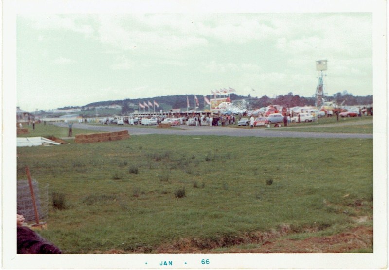 Name:  Pukekohe 1965 Gold Leaf 3 hour Wills 6 Hour the pits. CCI12102015 (800x557).jpg
Views: 9509
Size:  107.7 KB