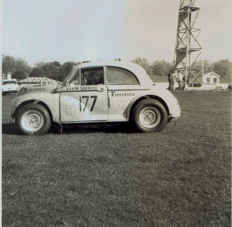 Name:  Pukekohe May 1966 #15 Morrari Garth Souness v2, CCI13102015_0002 (2) (800x785).jpg
Views: 5204
Size:  152.9 KB