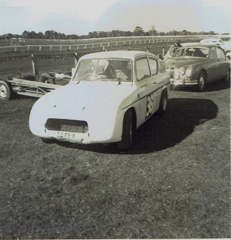 Name:  Pukekohe May 1966 #20 Lotus Anglia - same car v2, CCI13102015_0003 (2) (770x800).jpg
Views: 4171
Size:  159.5 KB