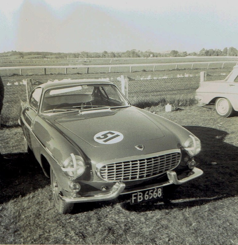 Name:  Pukekohe May 1966 #23 Volvo P1800 Jim Boyd v2, CCI14102015 (2) (775x800).jpg
Views: 3946
Size:  164.0 KB