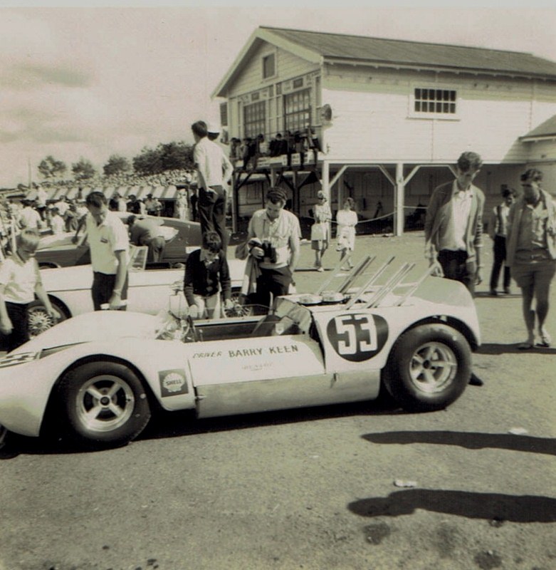 Name:  Pukekohe Jan 1968 #2, Begg 4.7 Barry Kean v2, CCI15102015_0001 (2) (781x800).jpg
Views: 2999
Size:  156.0 KB