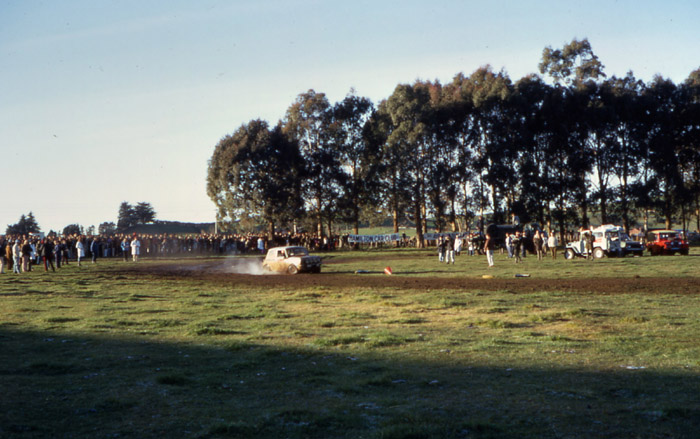 Name:  Motorcross Hamilton Oct 1973 b.jpg
Views: 2564
Size:  105.8 KB