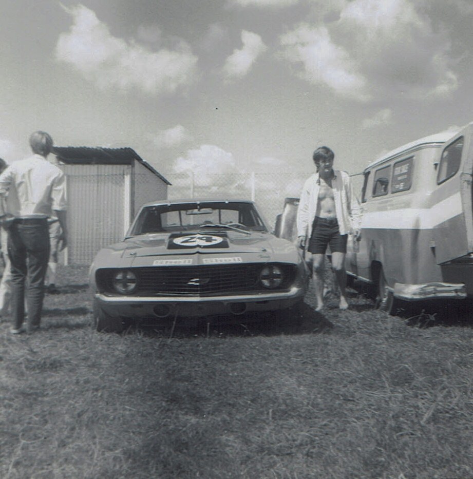 Name:  Pukekohe Jan 1971 GP #2, Dennisd Marwood Camaro pic#1, v2, CCI18102015 (2).jpg
Views: 1711
Size:  172.1 KB