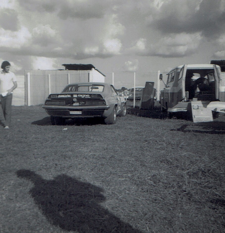 Name:  Pukekohe Jan 1971 GP #2, Camaro Dennis Marwood pic 2 v2, CCI18102015 (2).jpg
Views: 3160
Size:  176.4 KB
