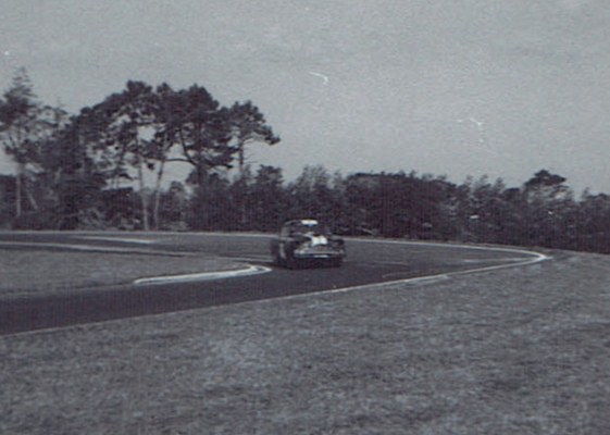 Name:  Pukekohe 1967 #3, Zephyr Corvette Rod Coppins pic 1, v3, CCI19102015_0003 (3).jpg
Views: 1947
Size:  66.7 KB