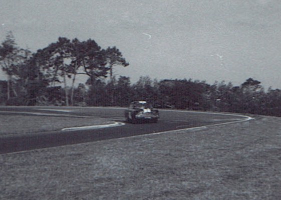 Name:  Pukekohe 1967 #3, Zephyr Corvette Rod Coppins pic 1, v3, CCI19102015_0003 (3).jpg
Views: 1943
Size:  66.7 KB