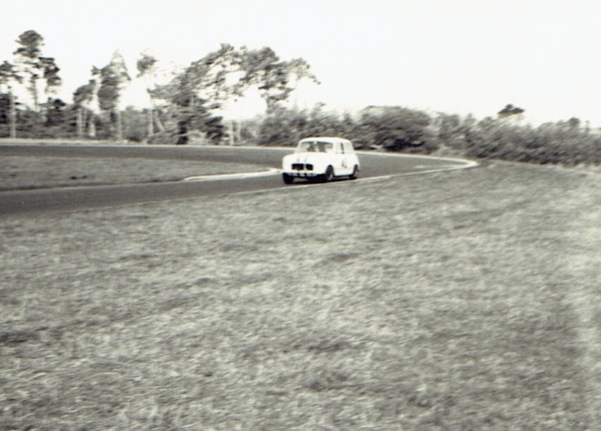 Name:  Pukekohe 1967 #12 Mini v3, CCI20102015_0003 (2).jpg
Views: 2156
Size:  122.9 KB