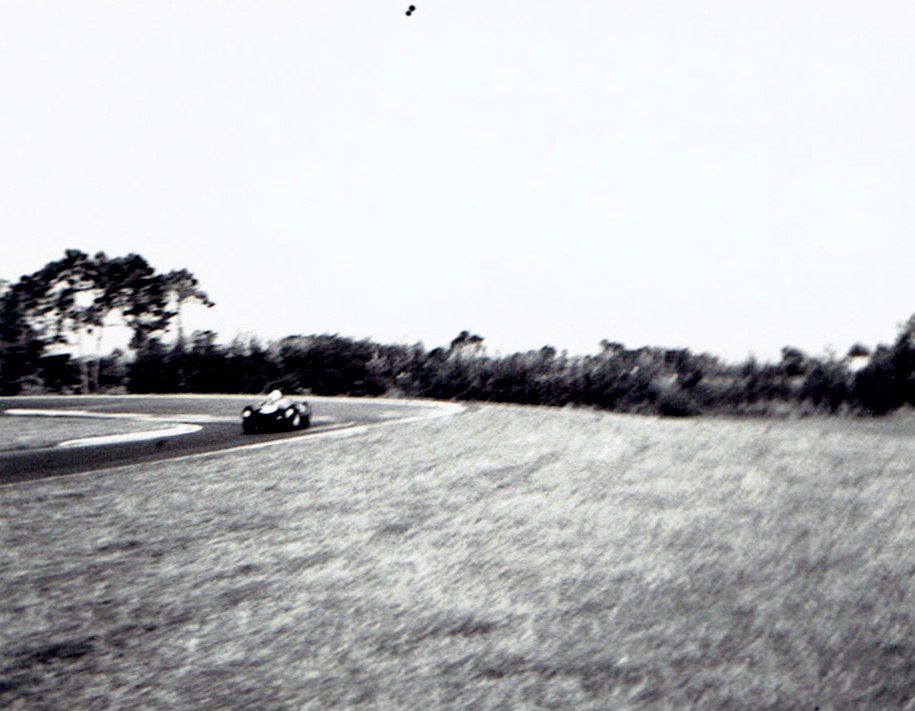 Name:  Pukekohe Dec 1966 #13 Sports car v3, CCI21102015_0002 (2).jpg
Views: 2016
Size:  123.6 KB