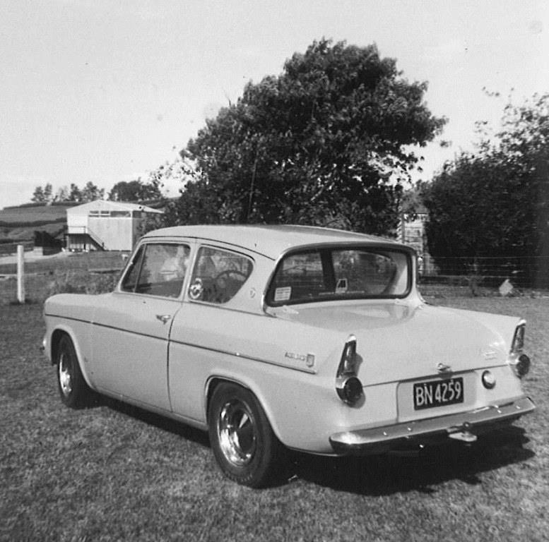 Name:  Hyndman Anglia in 1969.jpg
Views: 2100
Size:  85.6 KB