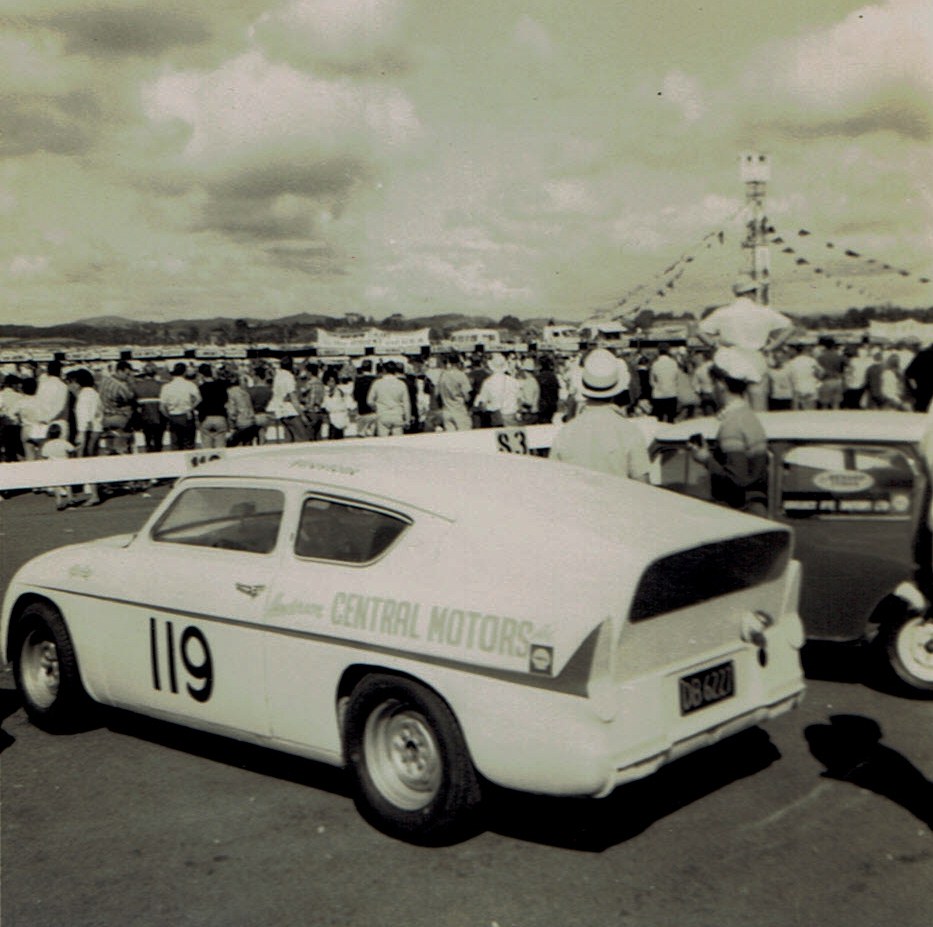 Name:  Pukekohe%20Jan%201968%20GP%20#13,%20Lotus%20Anglia%20Frank%20Radisich%20v2,%20CCI17102015%20(2).jpg
Views: 2447
Size:  168.3 KB