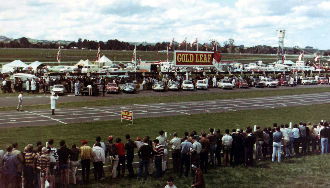 Name:  Healey-at-Wills-Gold-leaf-C.jpg
Views: 2174
Size:  177.2 KB